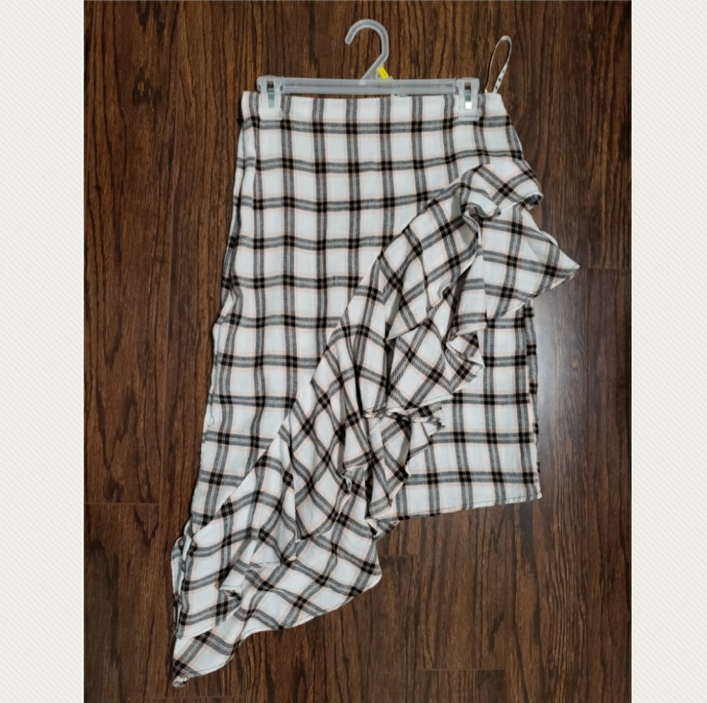 SKIRT - Picture 4 of 4